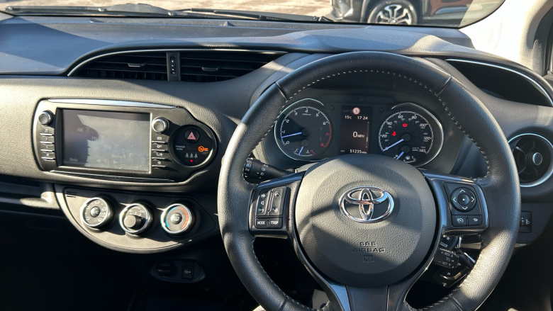 Toyota Yaris 1.5 VVT-i Y20 5dr [Bi-tone] Petrol Hatchback